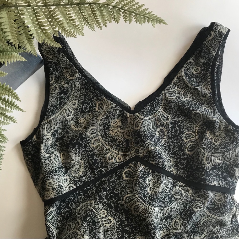 Old Navy Paisley Dress- Black and Tan -Size 4